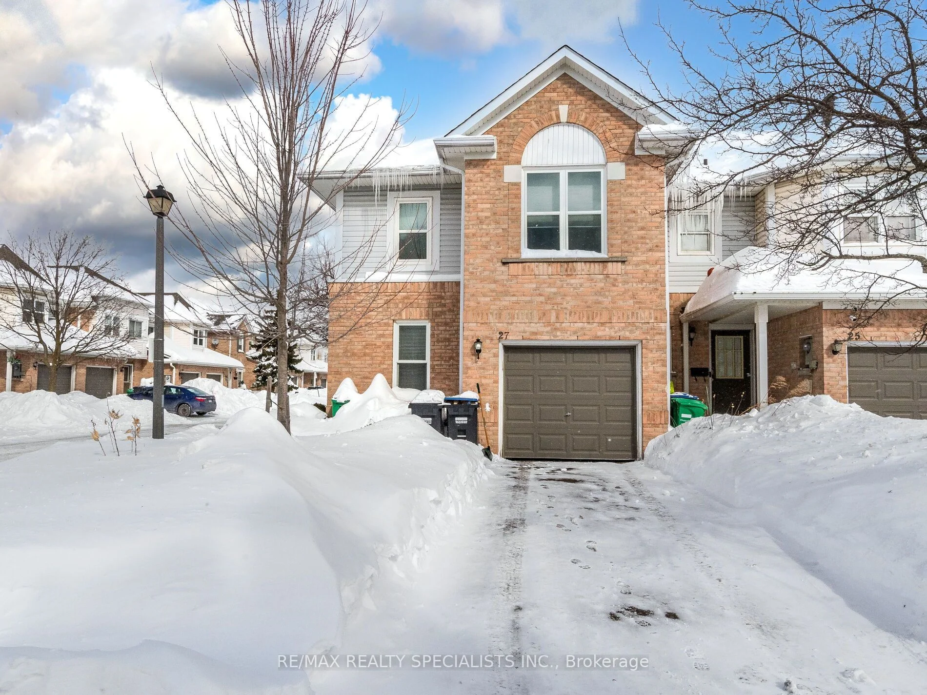 Condo Townhouse in Brampton