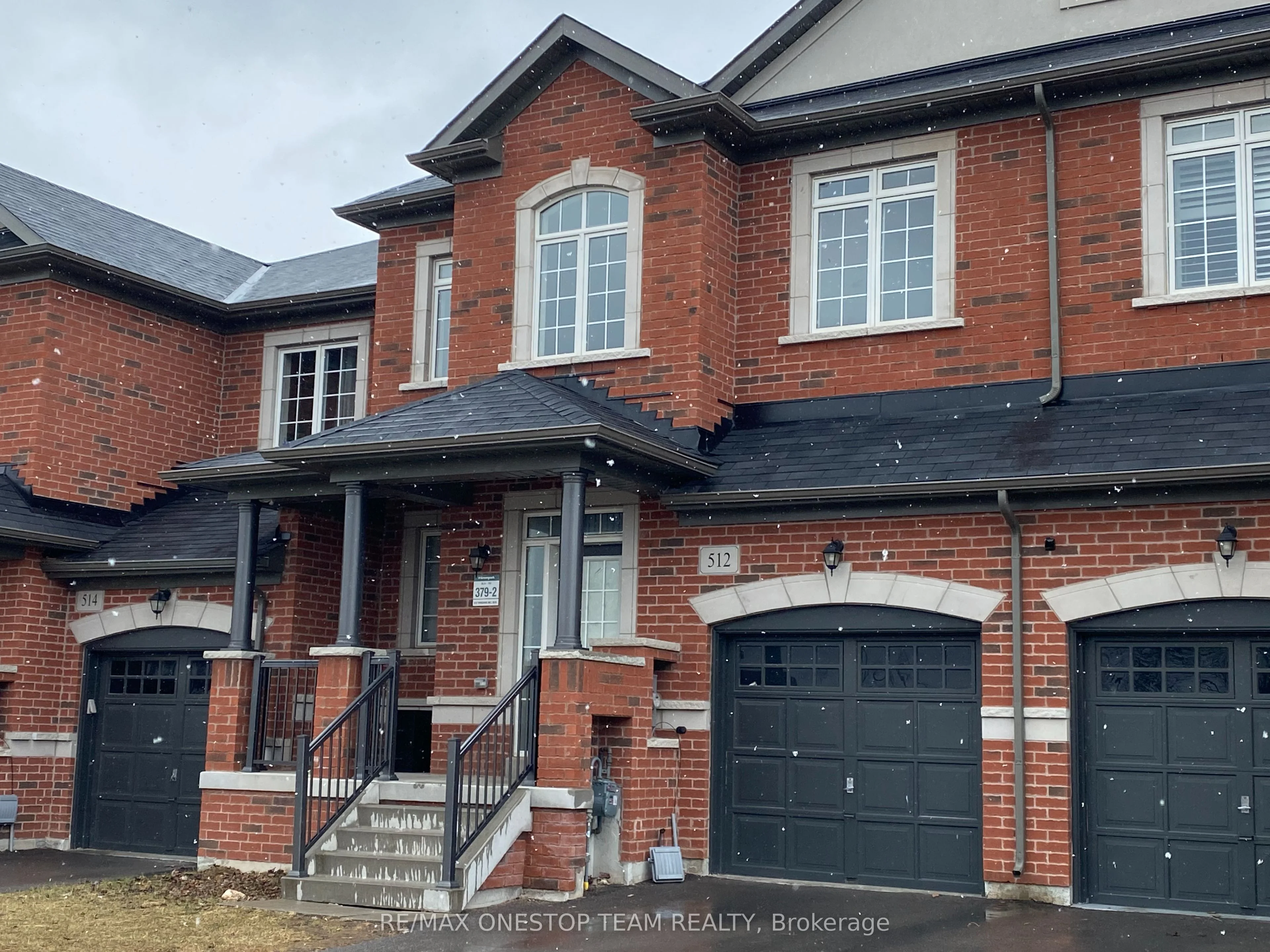 512 Threshing Mill Boulevard, Oakville, On L6h 0s9