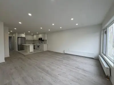 Upper Level in Toronto