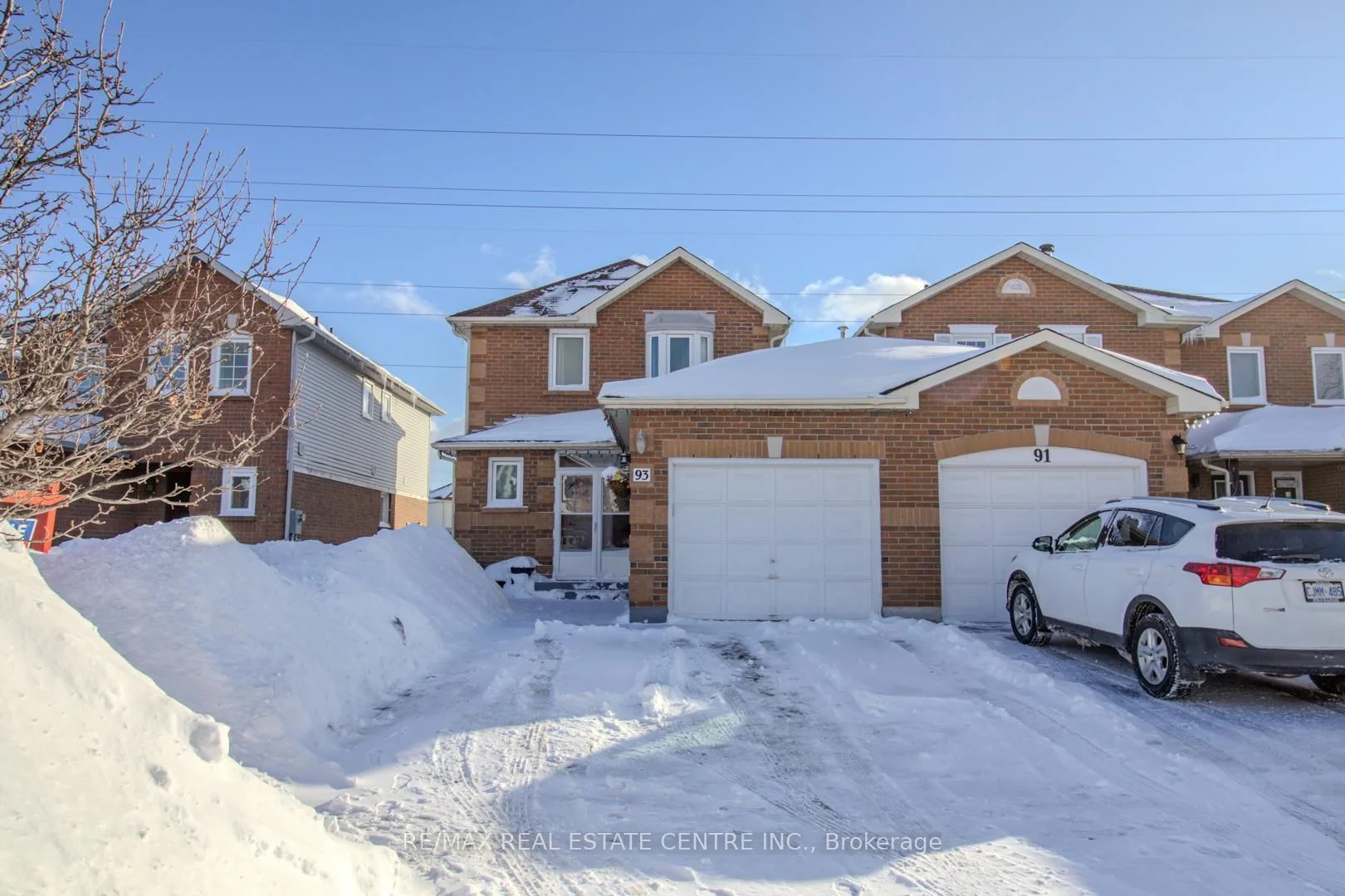 Att/Row/Townhouse in Brampton