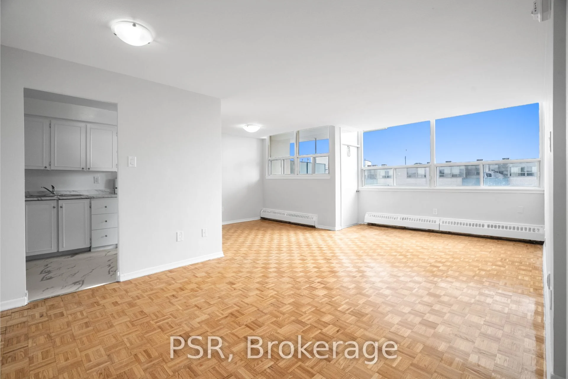 1442 Lawrence Avenue W Ph07, Toronto W04, On M6l 1b5