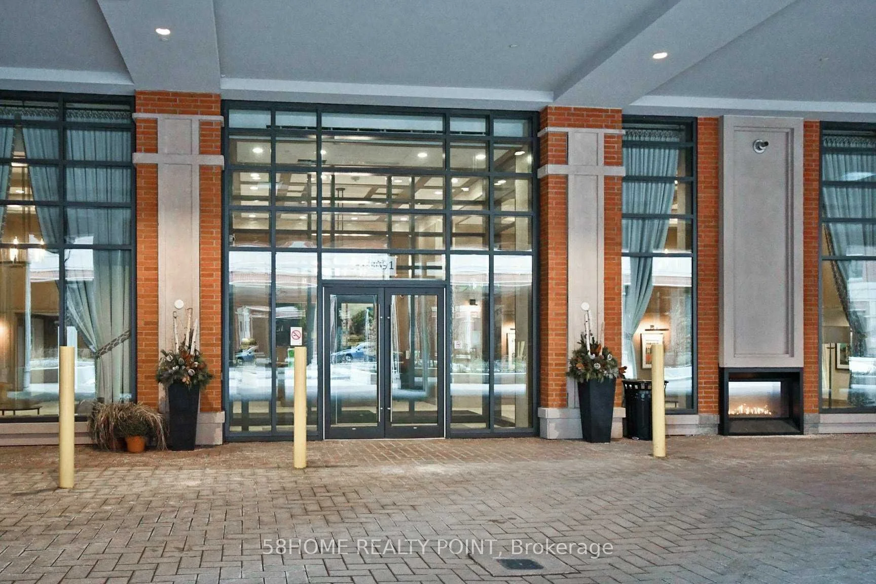 3091 Dufferin Street 311, Toronto W04, ON N8A 4M6