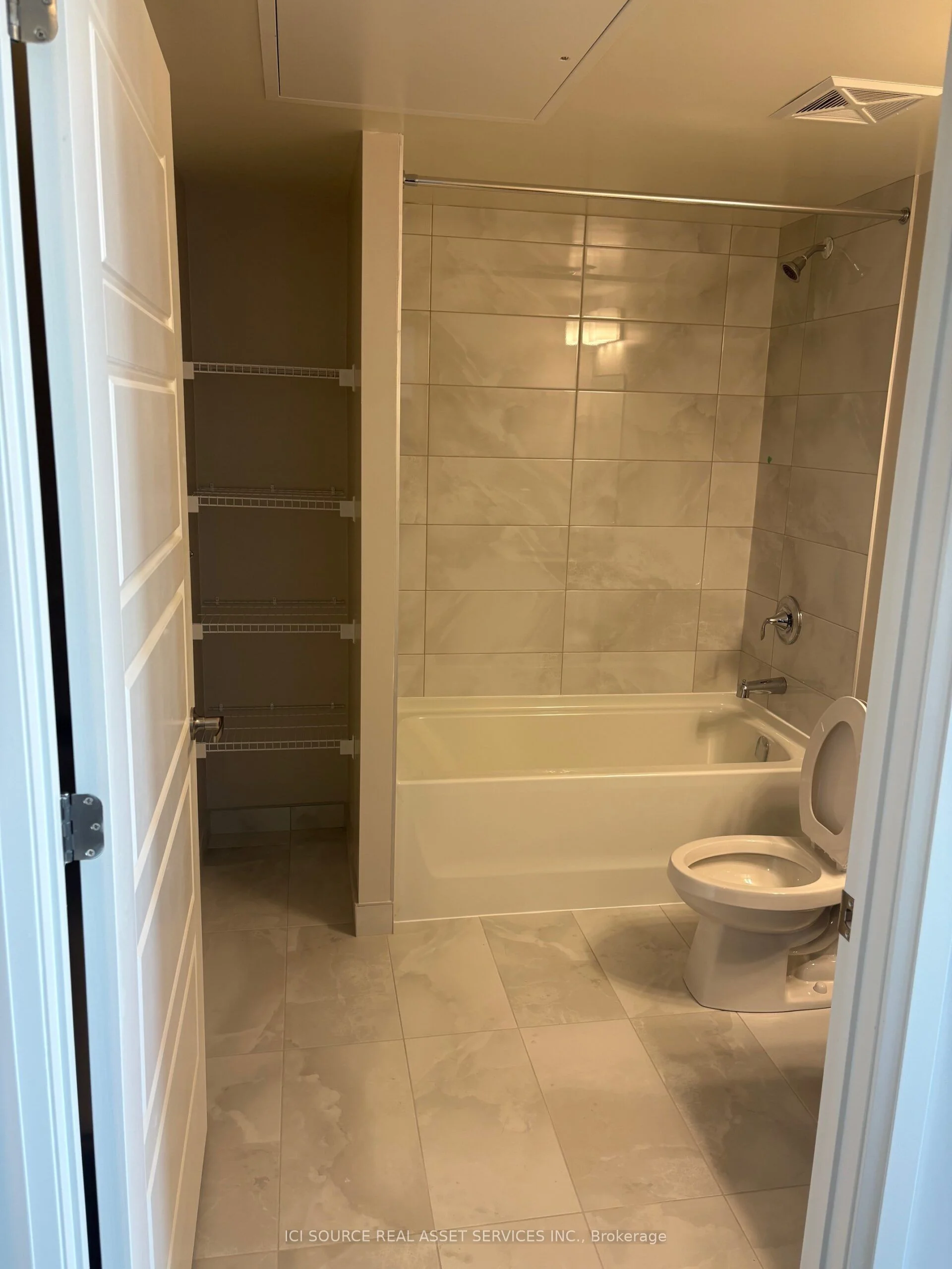1415 Dundas Street 1010, Oakville, ON L6H 7G1