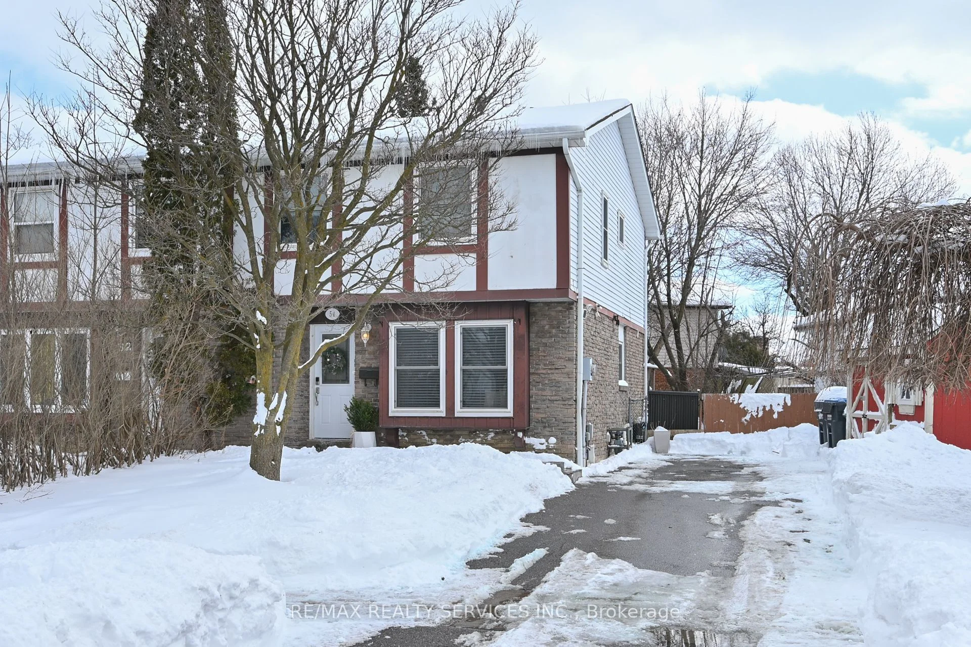 Semi-Detached in Brampton