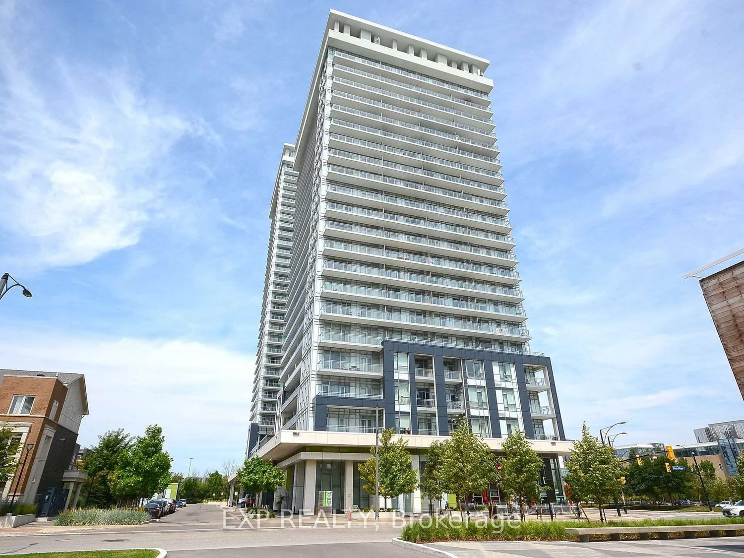 365 Prince of wales Dr Avenue W 908, Mississauga, ON L5B 0G6