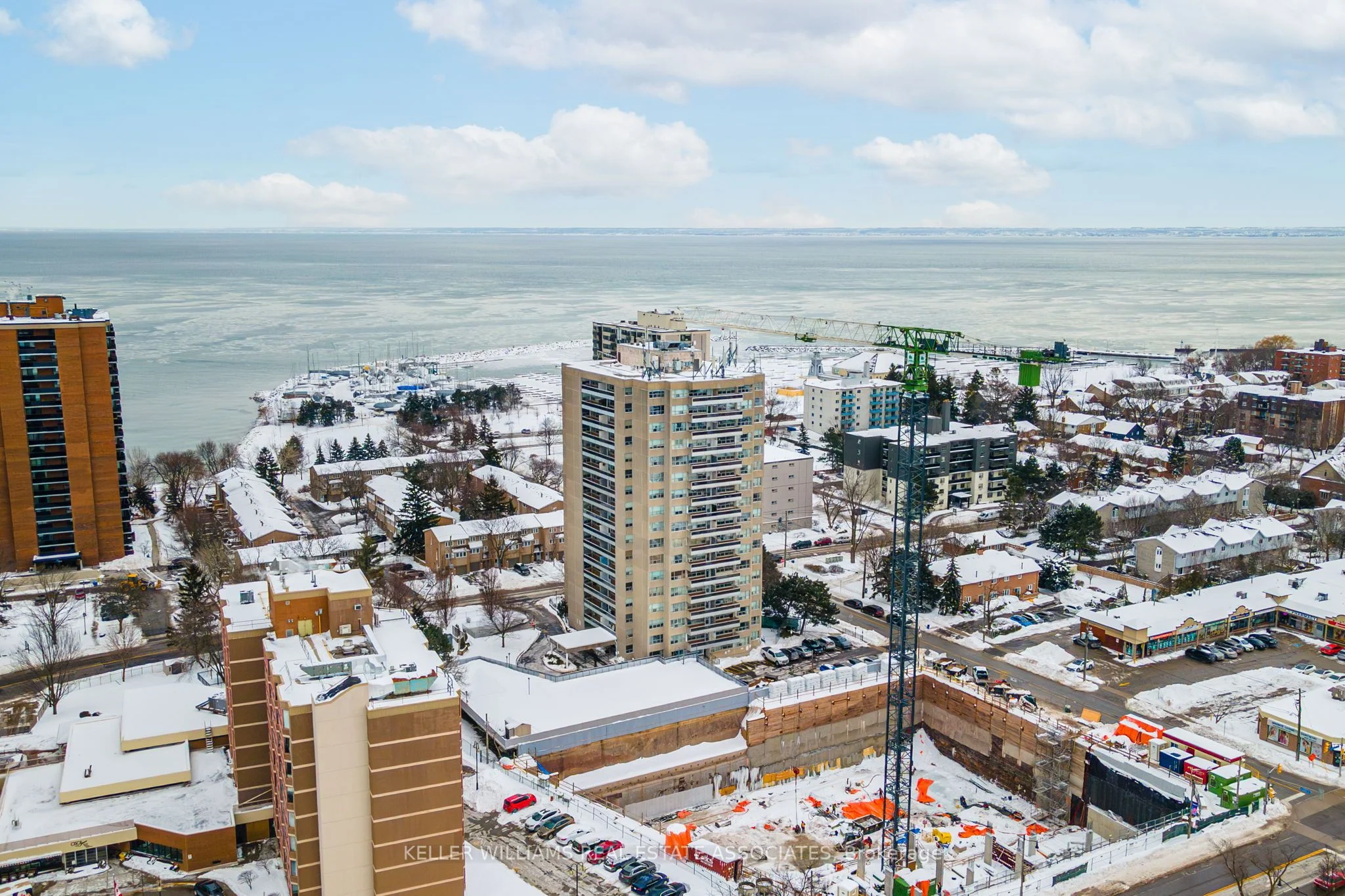 Condo Apartment in Oakville