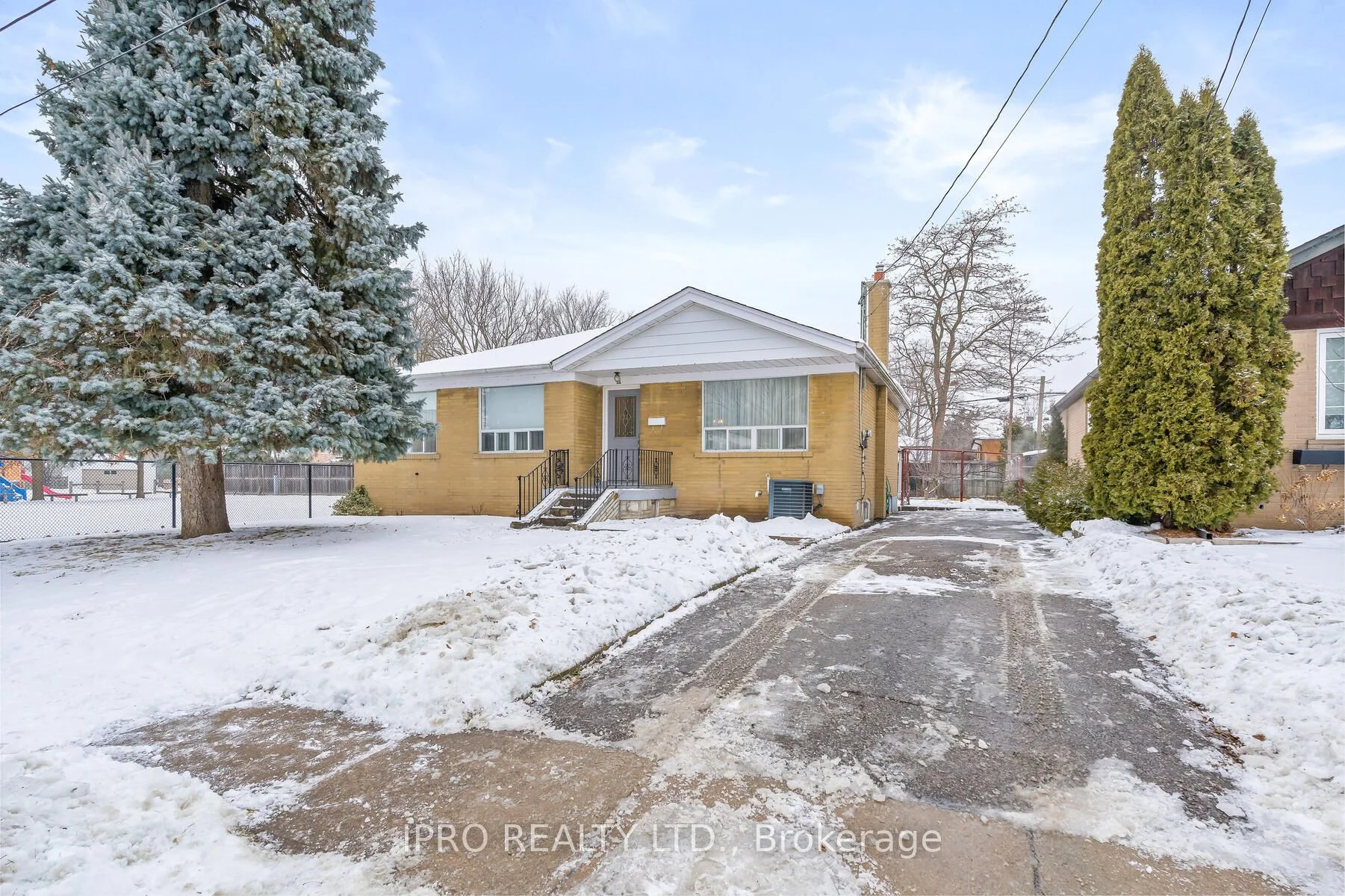 Detached in Halton Hills