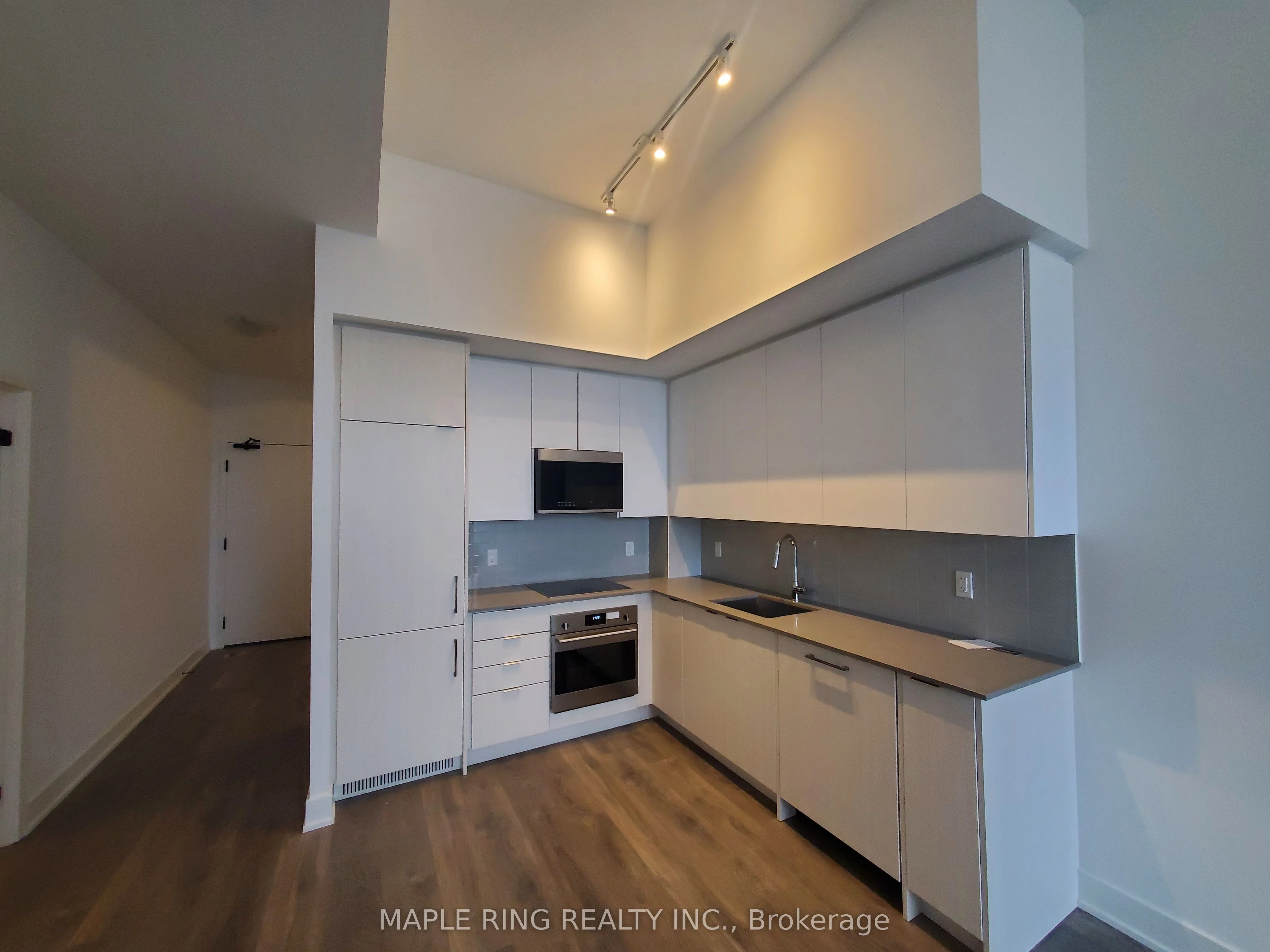 2489 Taunton Road 311, Oakville, On L6r 3r9