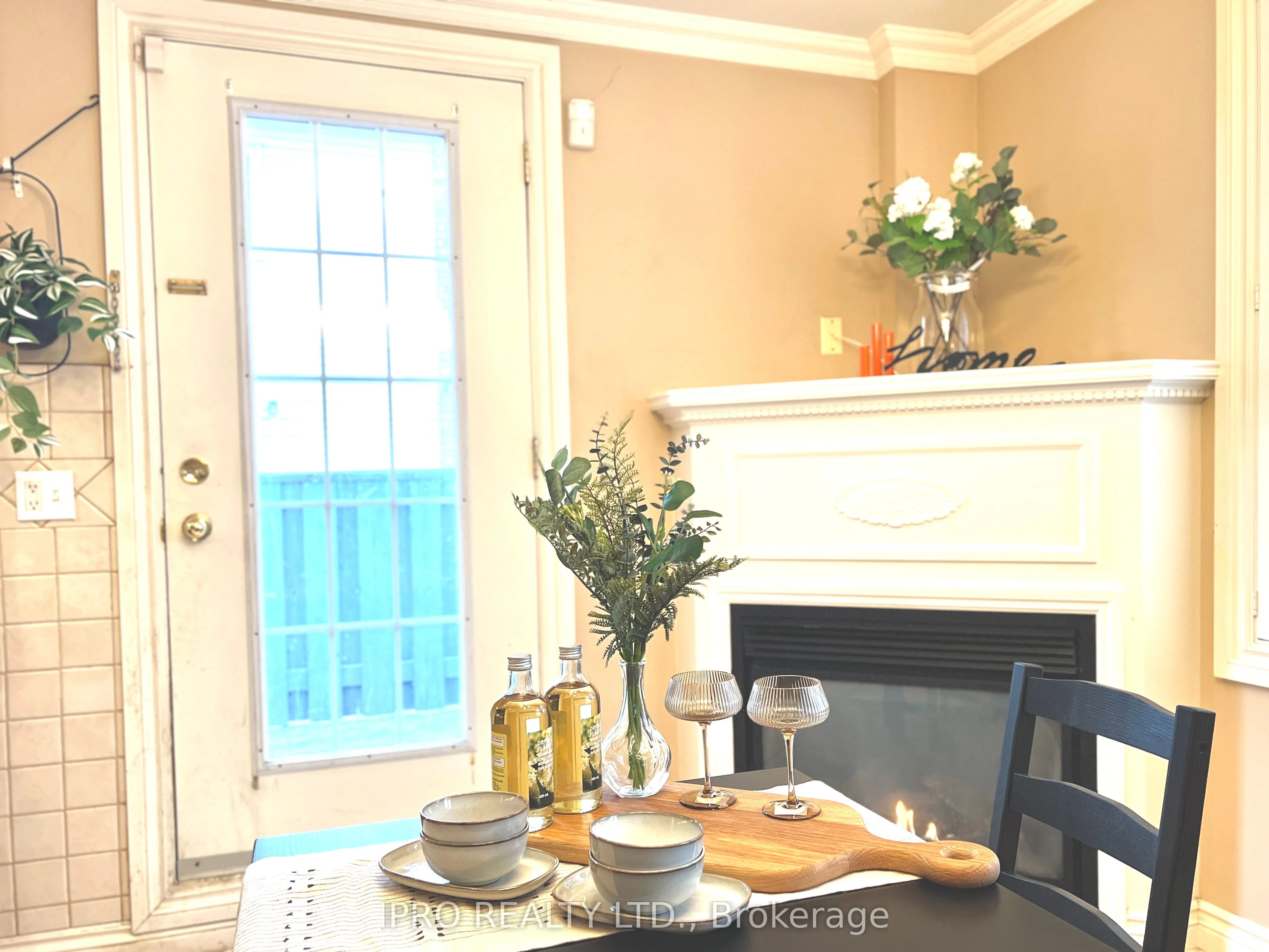 1101 Dupont Street, Toronto W02, On M6h 4j6