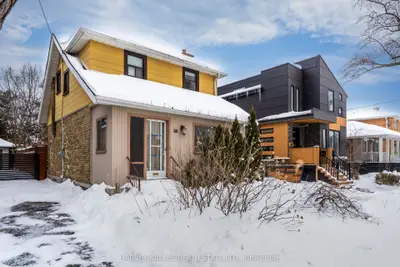 88 Waniska Avenue, Toronto W07, On M8y 1r3