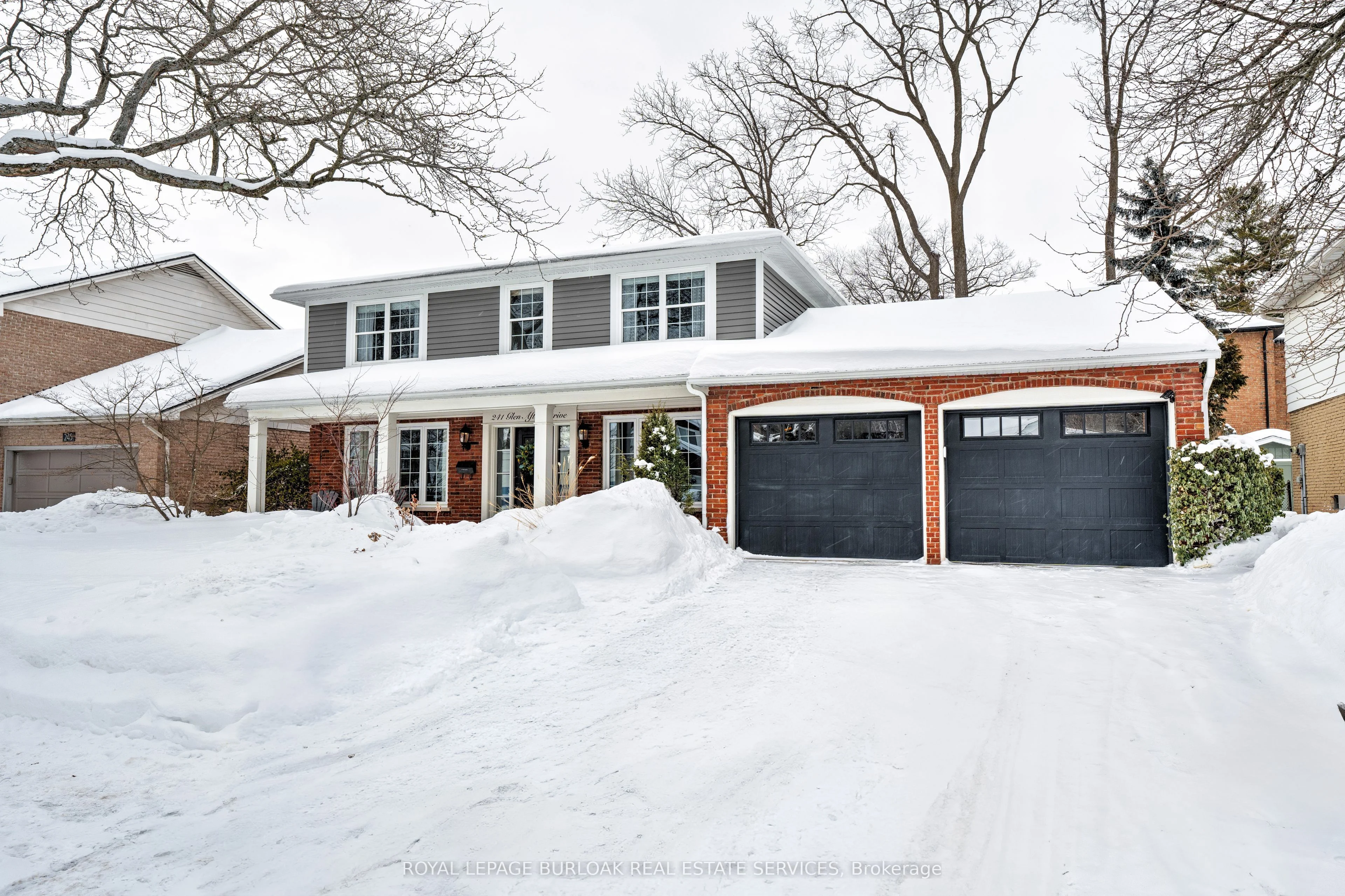 Detached in Burlington