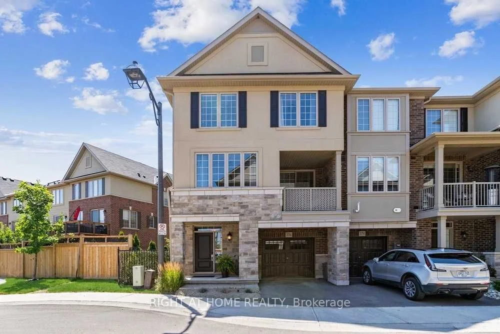 376 Belcourt Common Drive, Oakville, On L6h 0r1