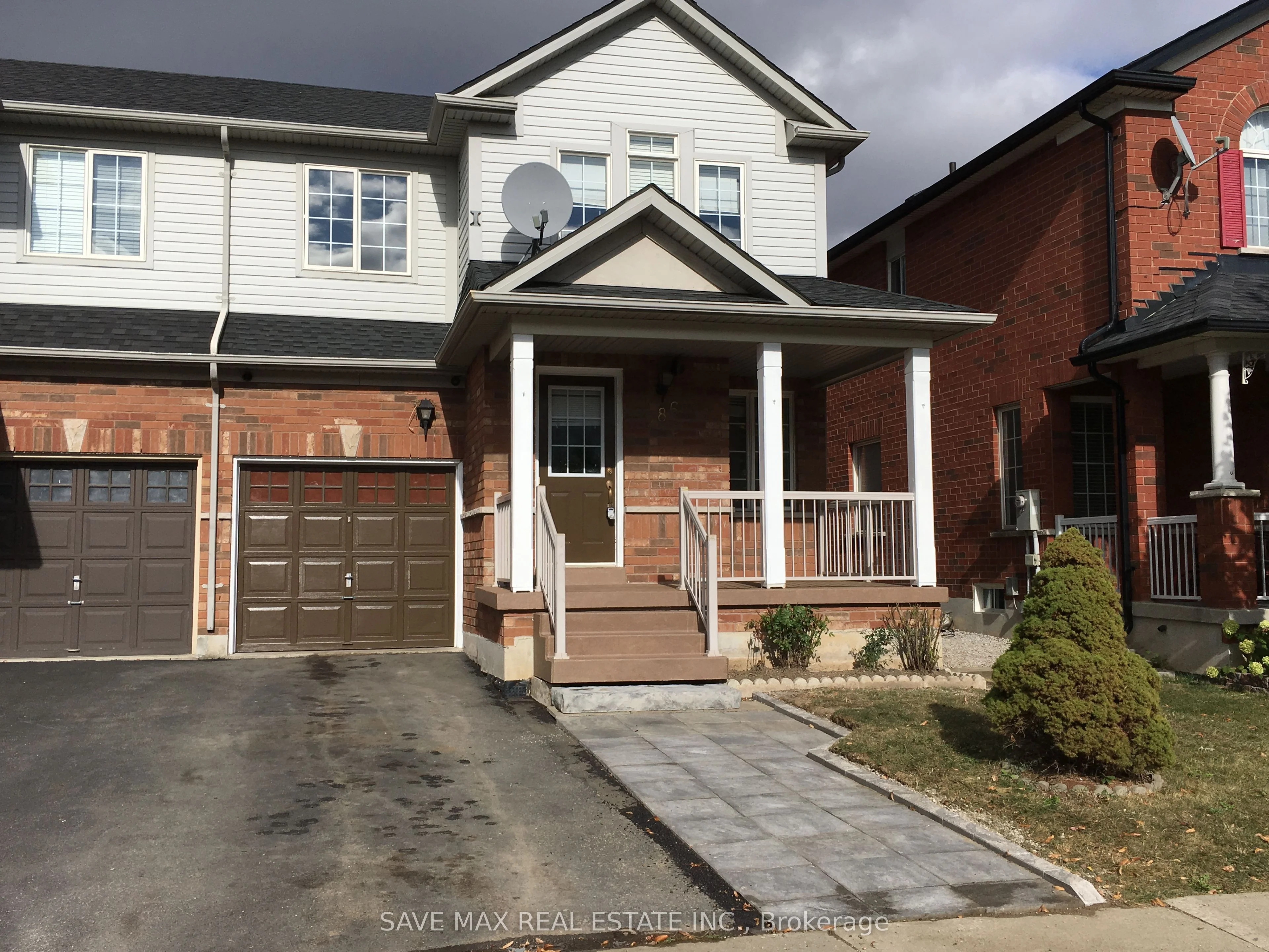 Semi-Detached in Milton