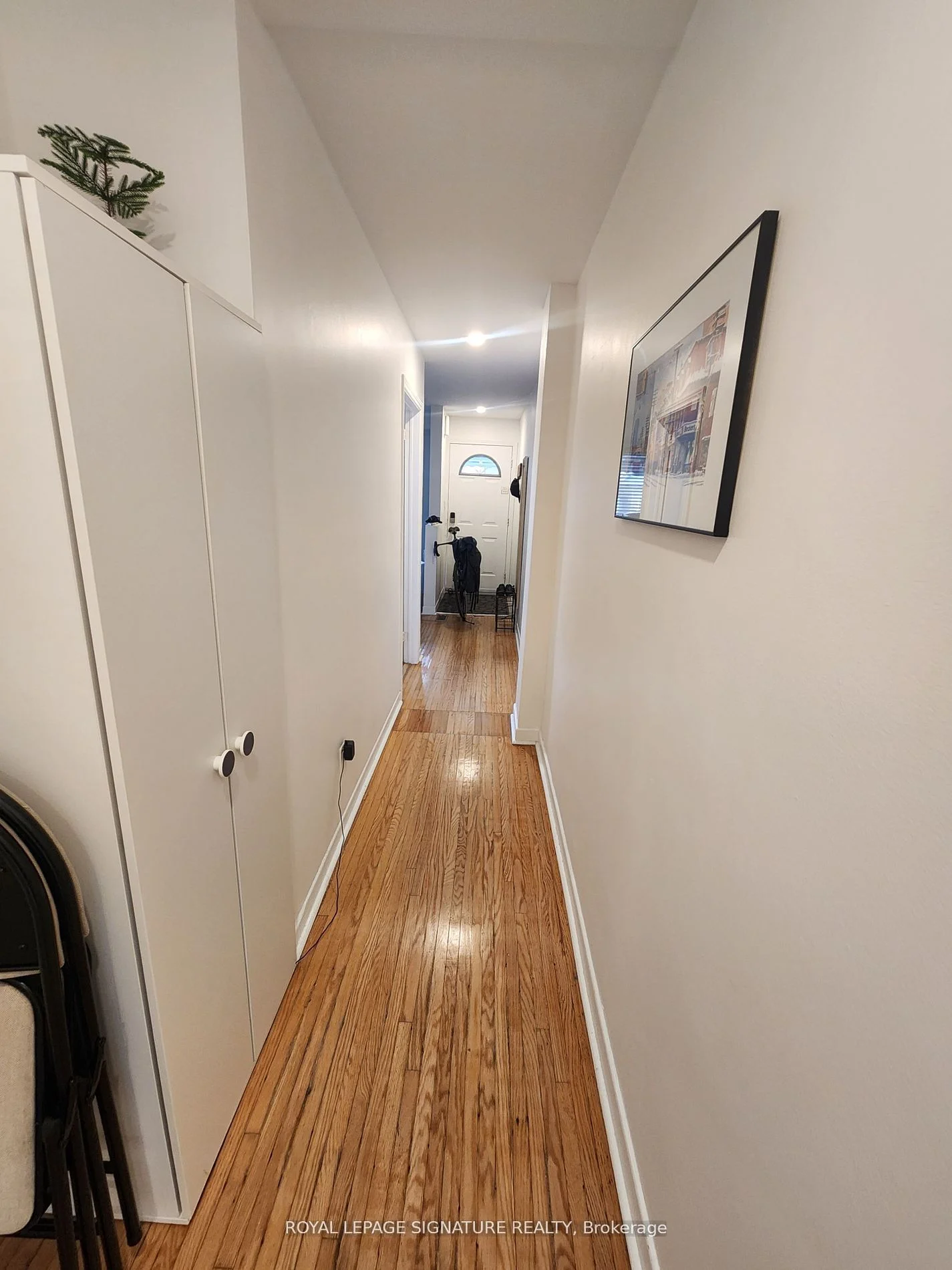 9 Wilson Park Road Main, Toronto W01, ON M6K 3B6