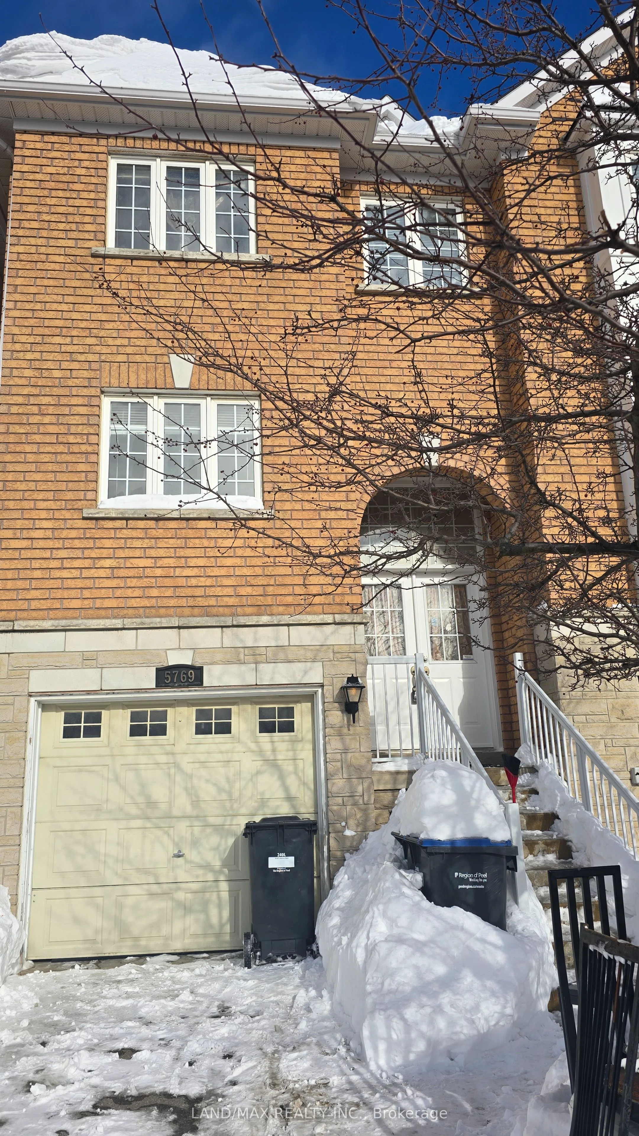 Att/Row/Townhouse in Mississauga