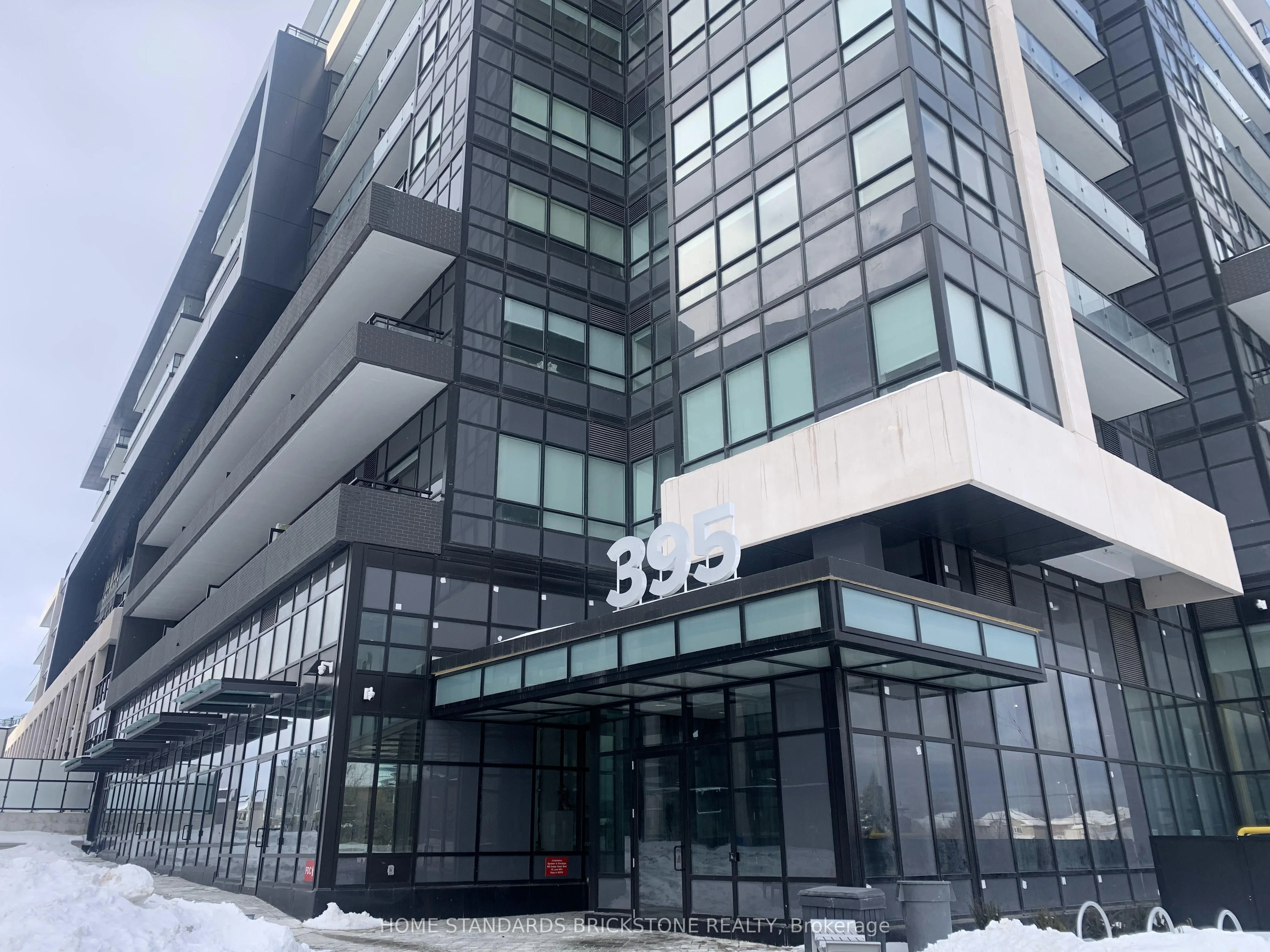 395 Dundas Street W Unit 204, Oakville, On L6m 5r8