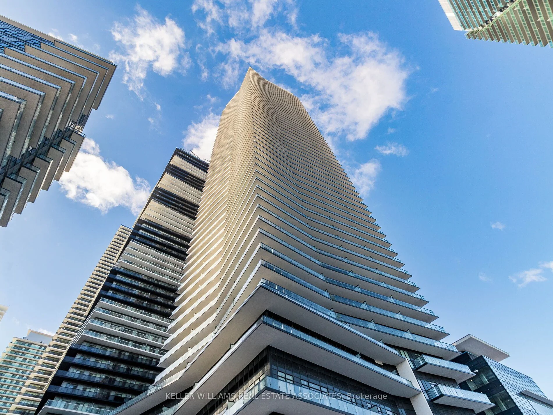 Condo Apartment in Toronto