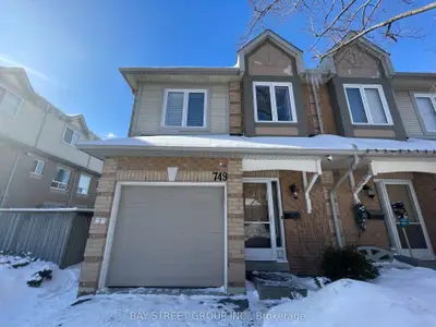 749 Village Green Boulevard, Mississauga, On L5e 3k2