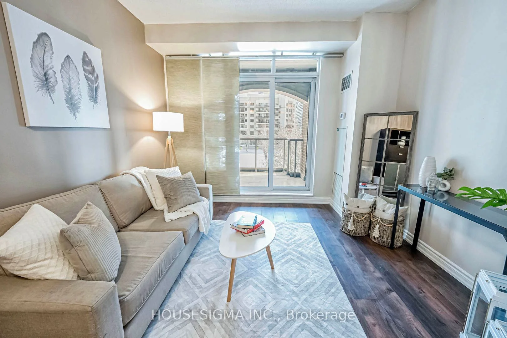 388 Prince Of Wales Drive 202, Mississauga, ON L5B 0A1