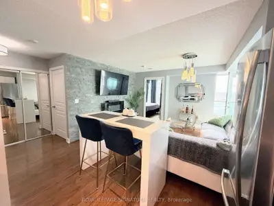 2545 Erin Centre Boulevard 610, Mississauga, On L5m 6z9