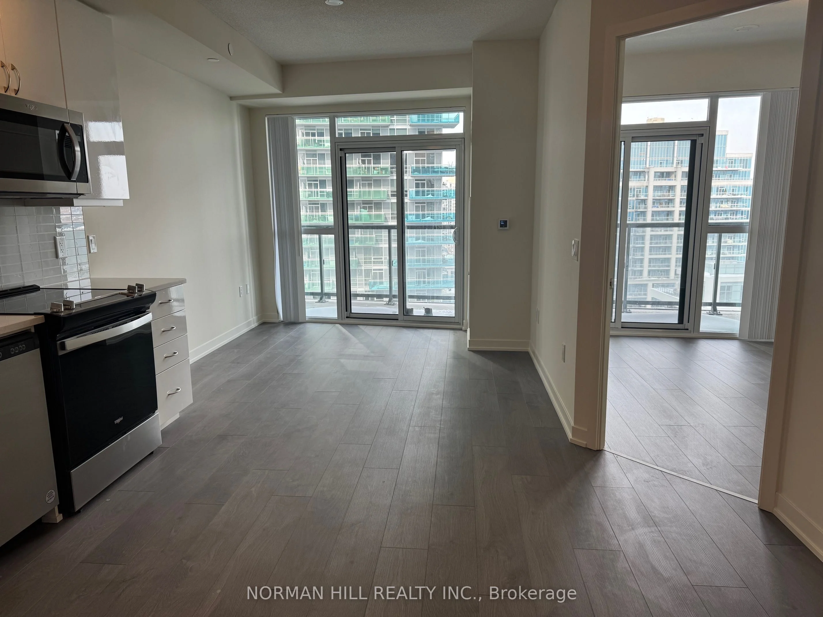 38 Annie Craig Drive 1101, Toronto W06, ON M8V 0G9