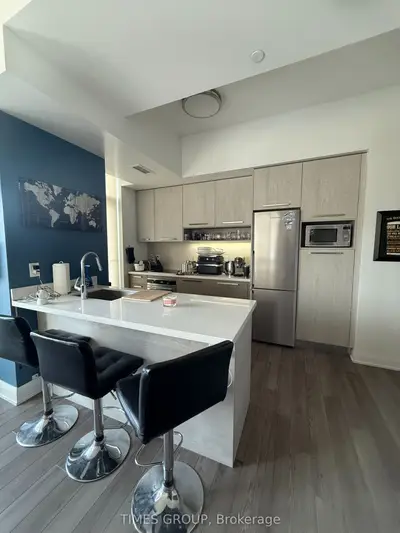 36 Park Lawn Road 3005, Toronto W06, On M8v 0e5