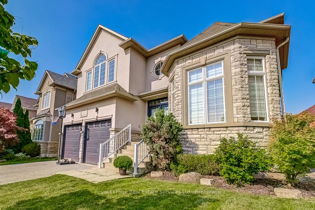 1523 Arrowhead Road, Oakville, On L6h 7v6