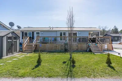 4449 Milburough Line 10 Oak St, Burlington, On L7p 0c5
