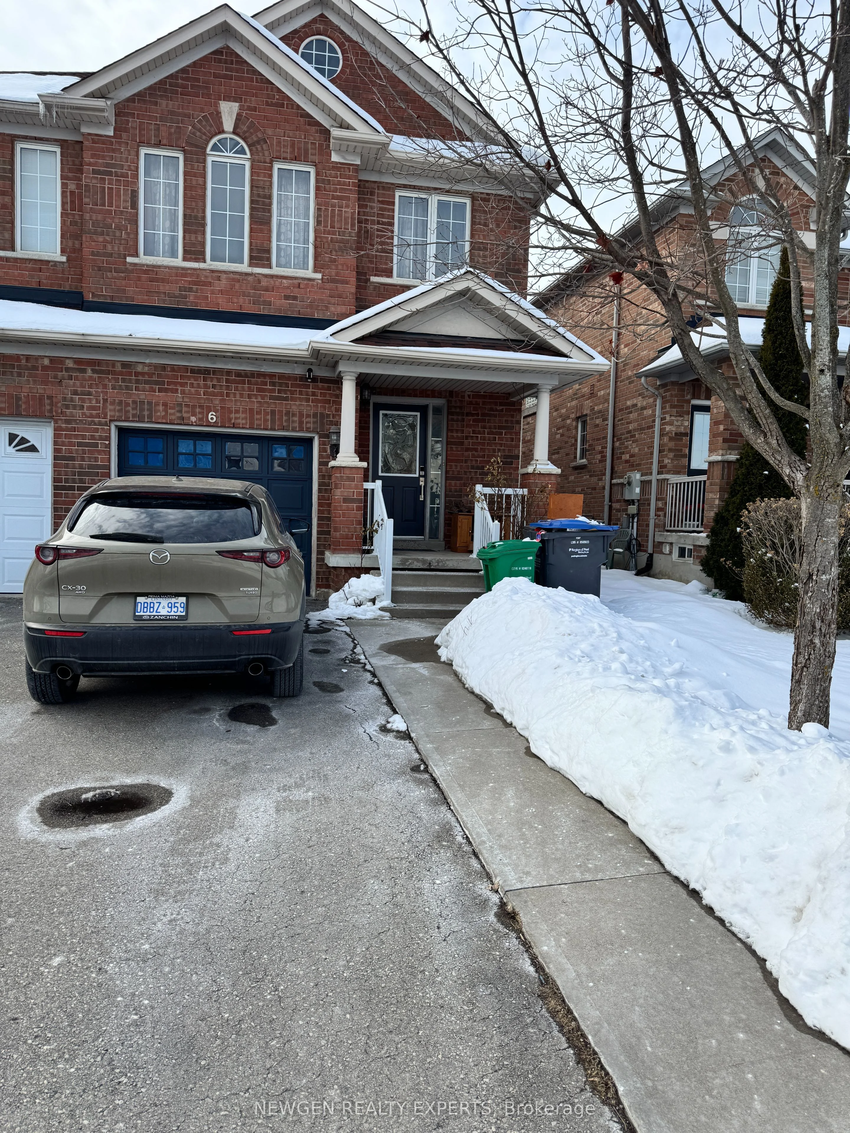 Semi-Detached in Brampton
