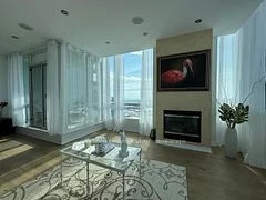 Condo Apartment in Mississauga
