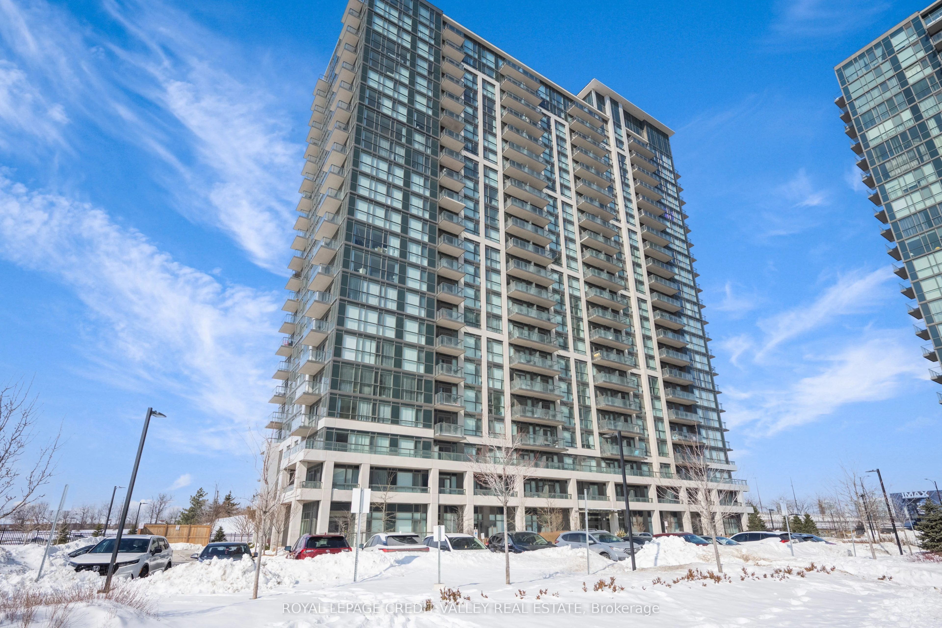 349 Rathburn Road 709, Mississauga, On L5b 0g9