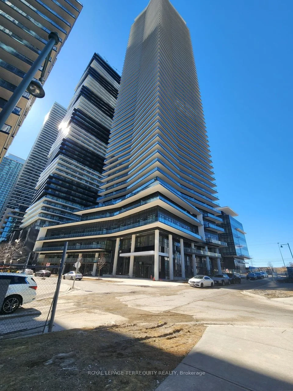 38 Annie Craig Drive 1111, Toronto W06, On M8v 0g9