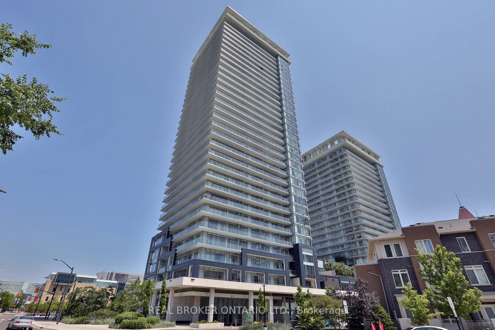 360 Square One Drive 301, Mississauga, On L5b 0e6