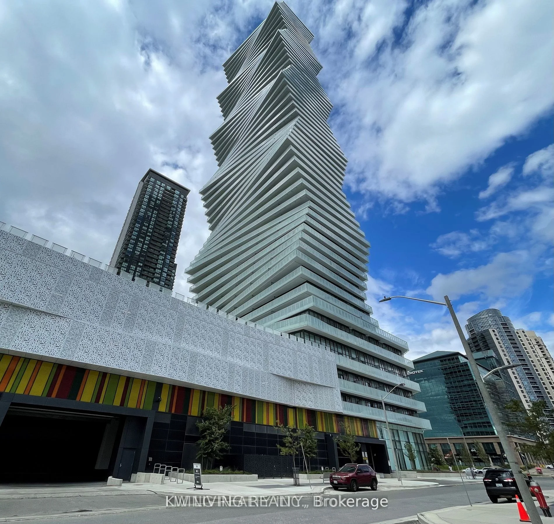3900 Confederation Parkway 1505, Mississauga, On L5b 0m3