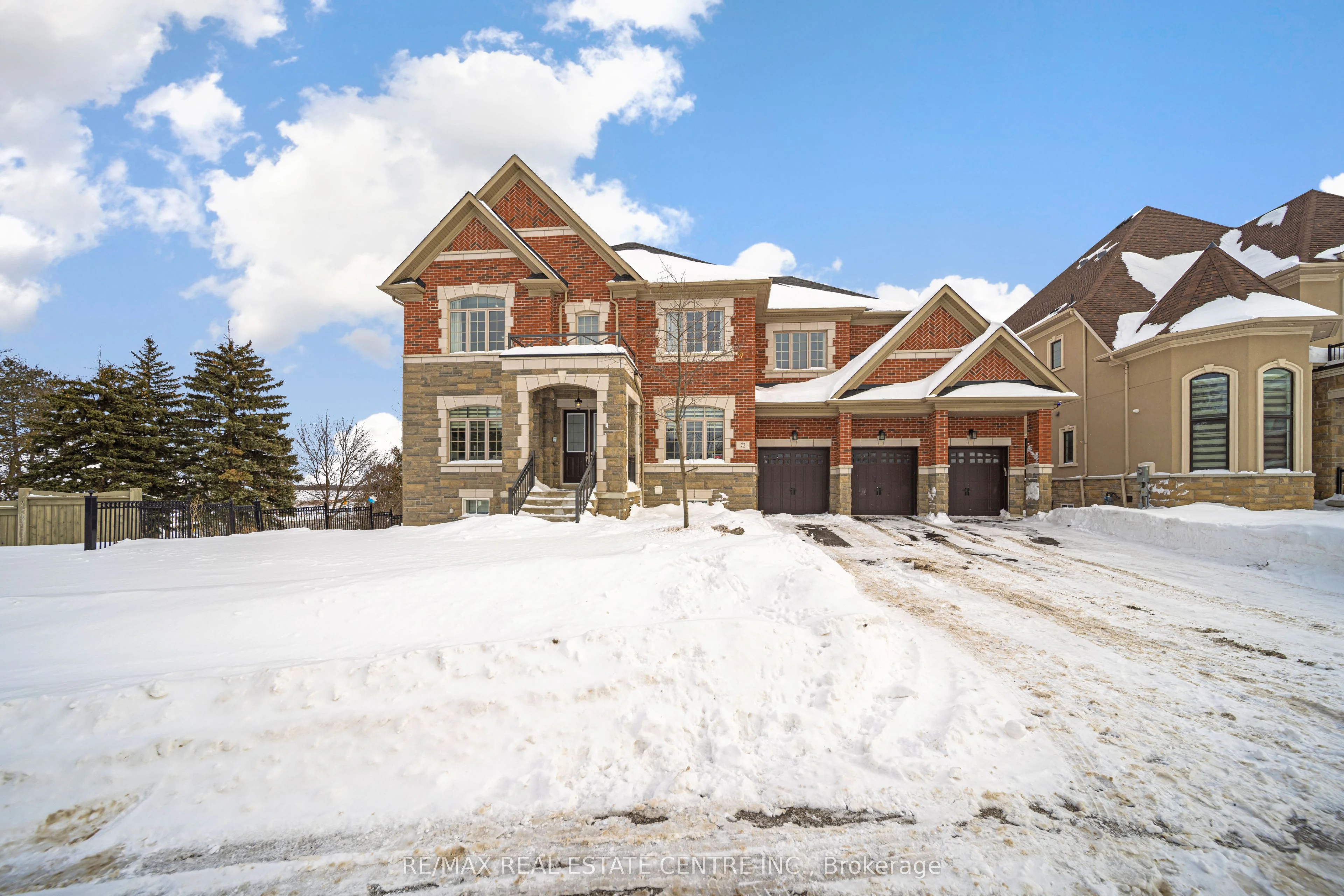 Detached in Brampton