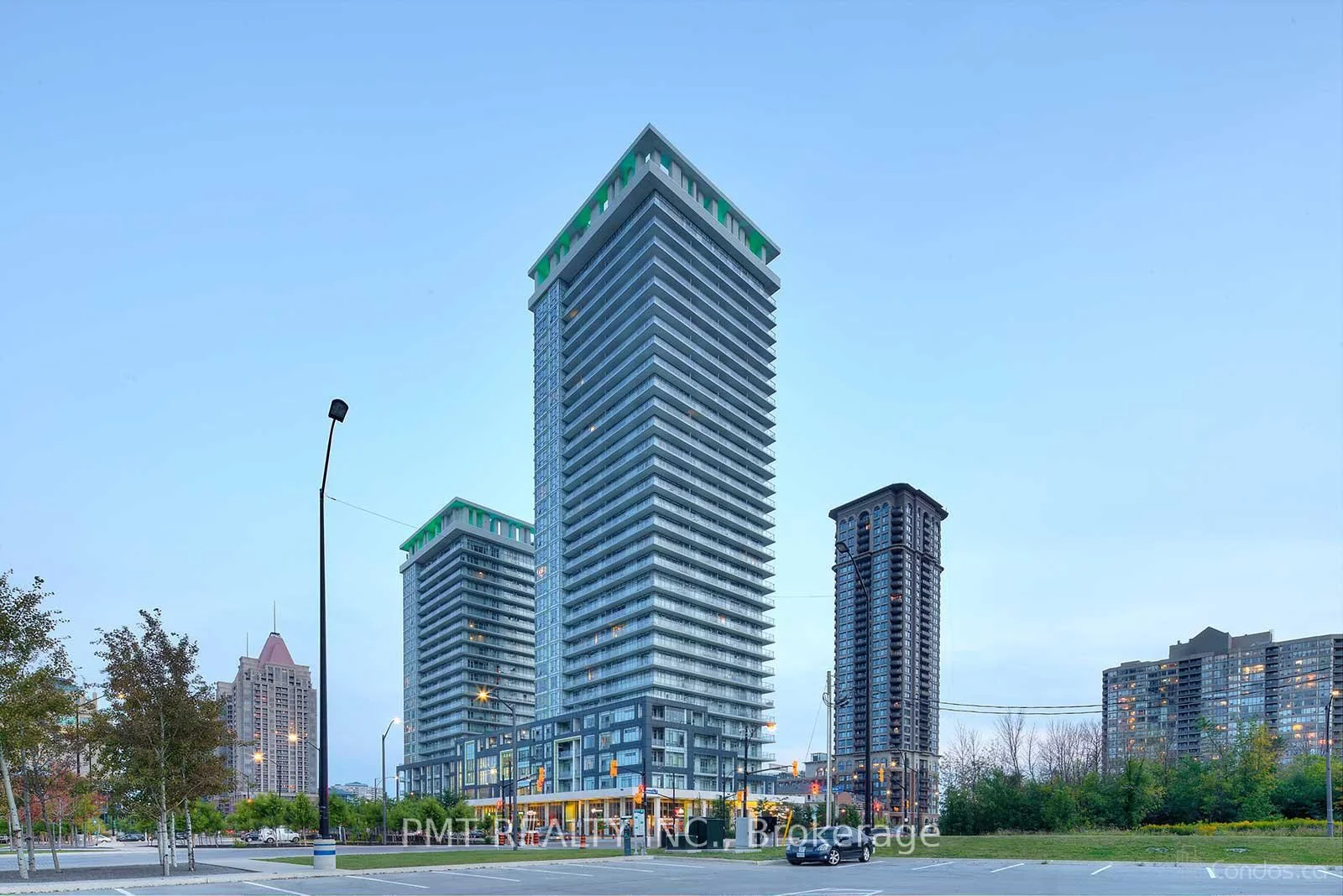 Condo Apartment in Mississauga