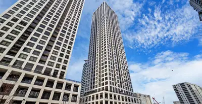 30 Elm Drive 3411, Mississauga, On L5b 1l9