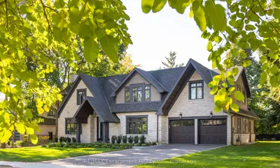 Detached in Oakville