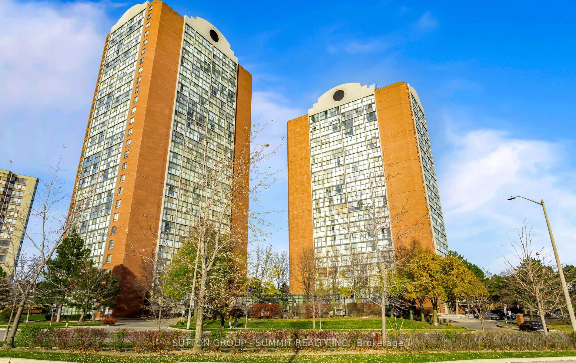 Condo Apartment in Mississauga