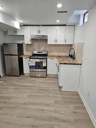 5489 Bellaggio Crescent Bsmnt, Mississauga, On L5v 0s6