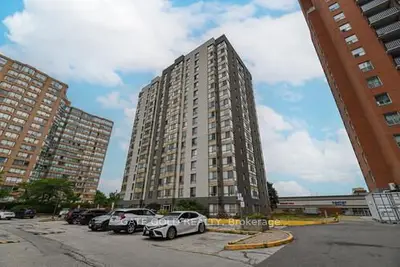 2470 Eglinton Avenue W 706, Toronto W04, On M6m 5e7