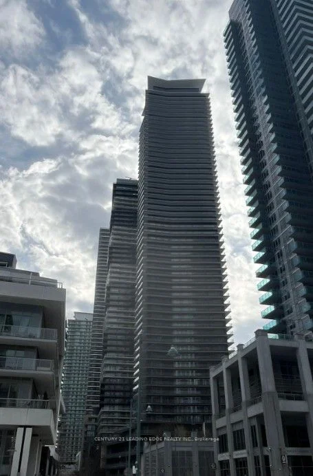 38 Annie Craig Drive 1411, Toronto W06, On M8v 0g9