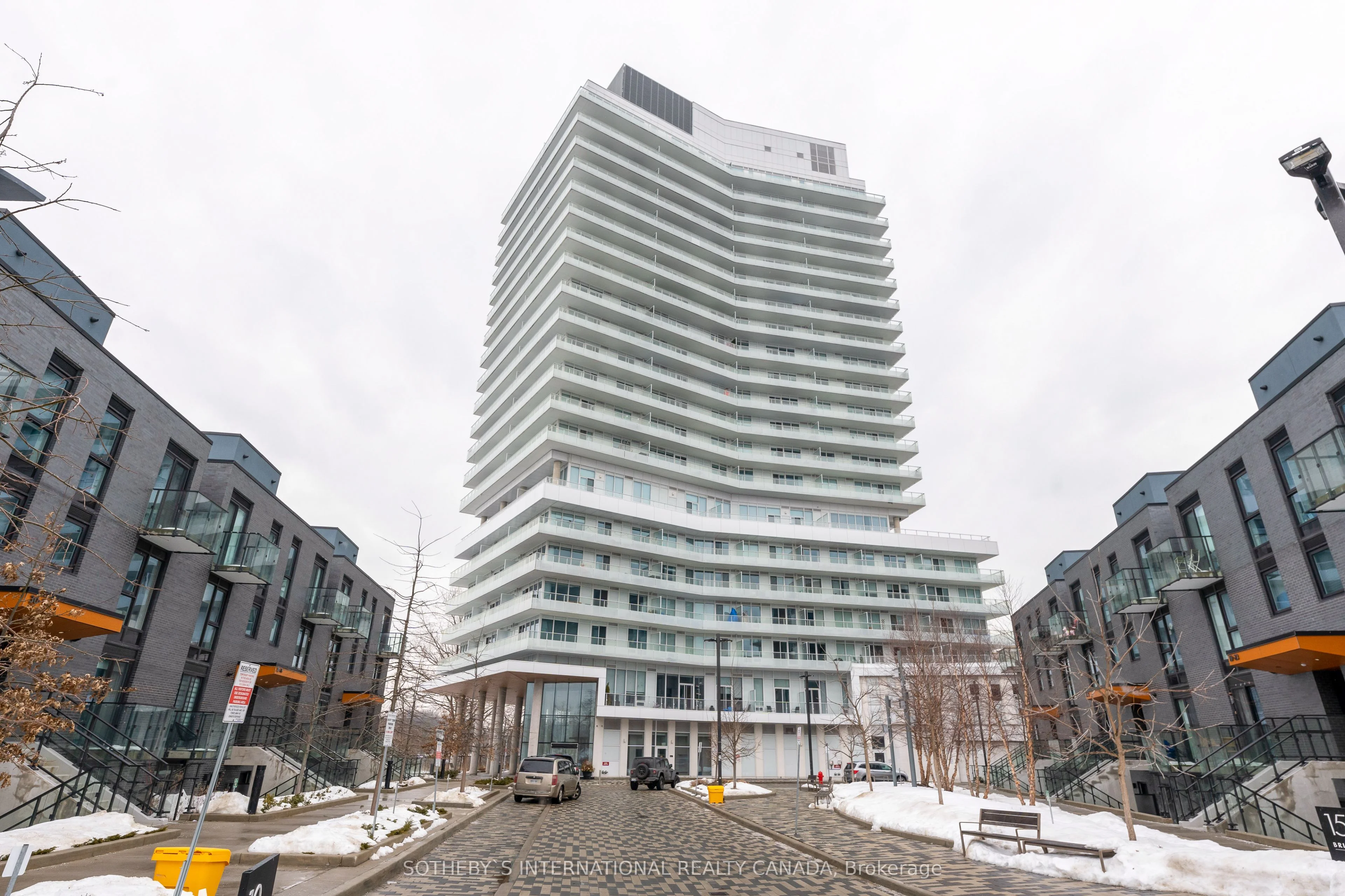Condo Apartment in Toronto