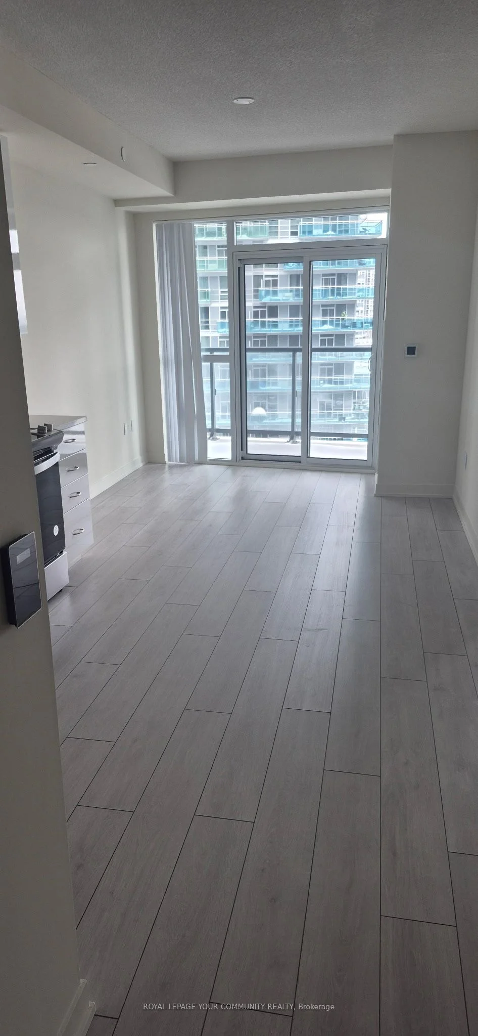 38 Annie Craig Drive 701, Toronto W06, On M8v 0g9