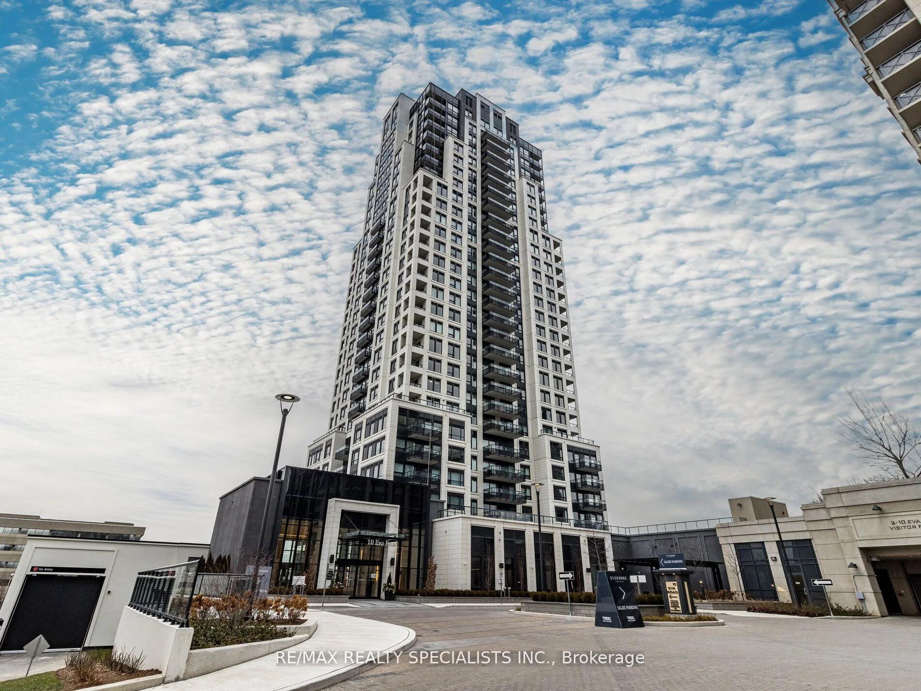 Condo Apartment in Toronto