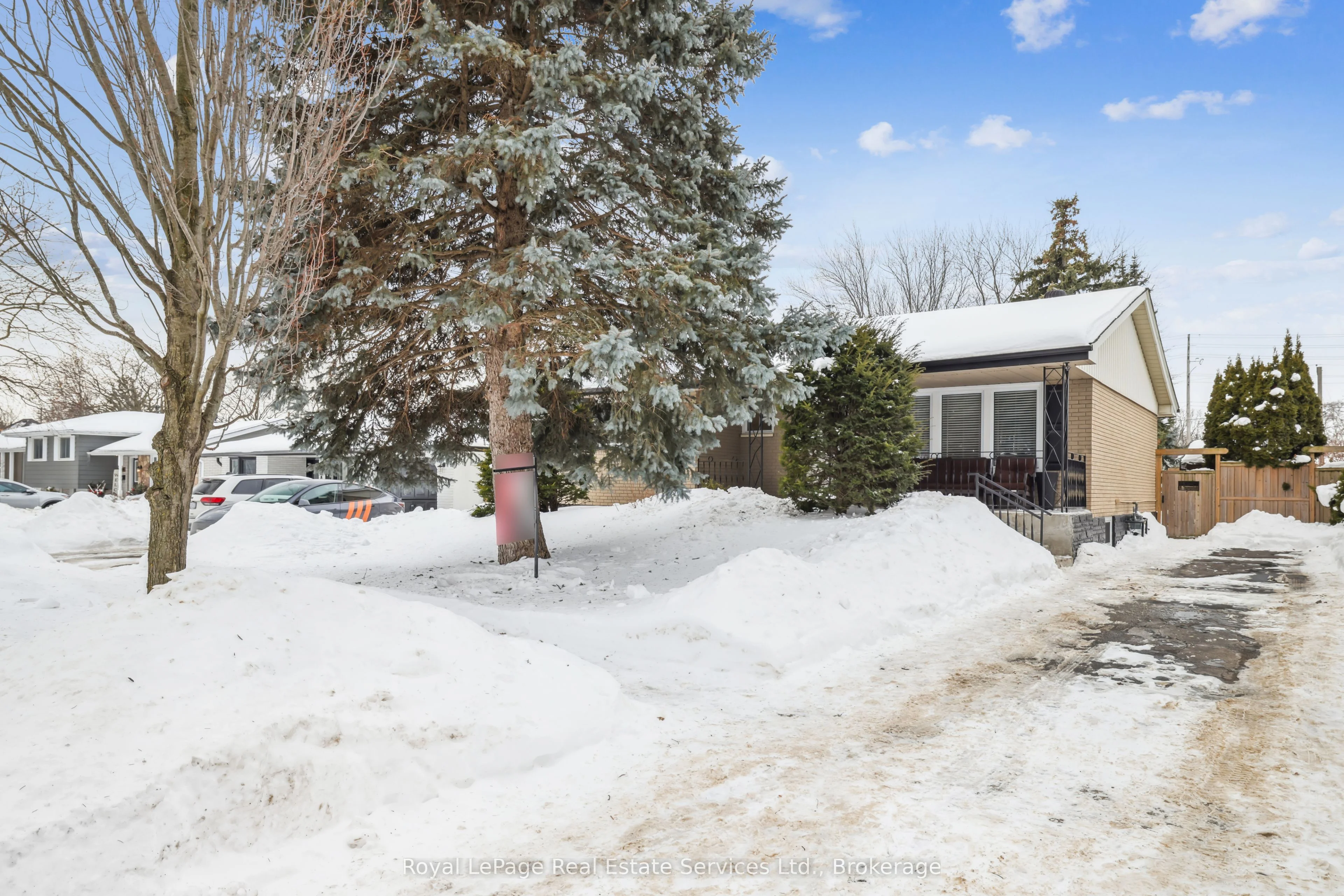 Detached in Burlington
