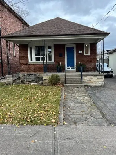 472 Glen Park Avenue, Toronto W04, On M6b 2g1