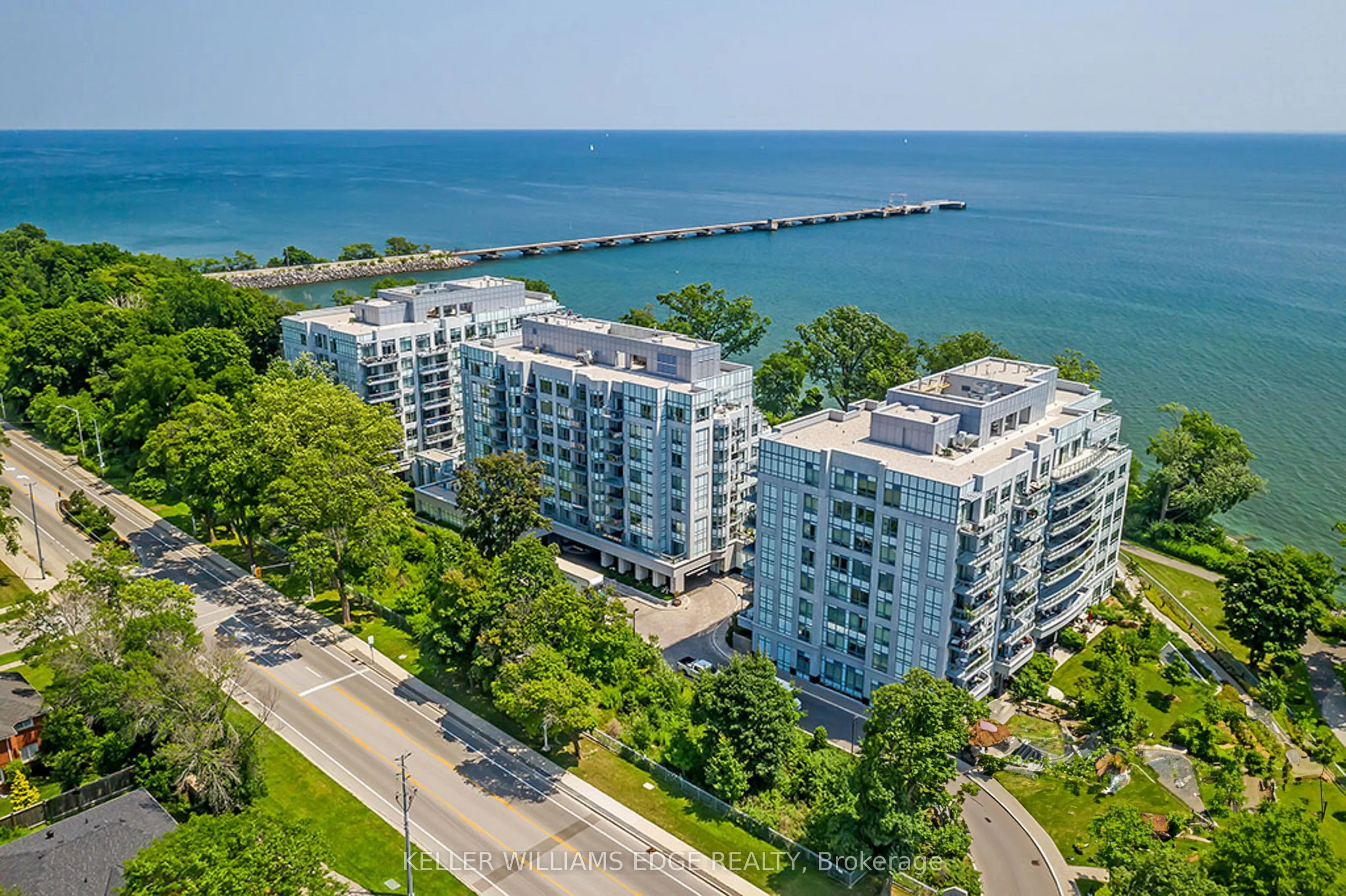 Condo Apartment in Oakville