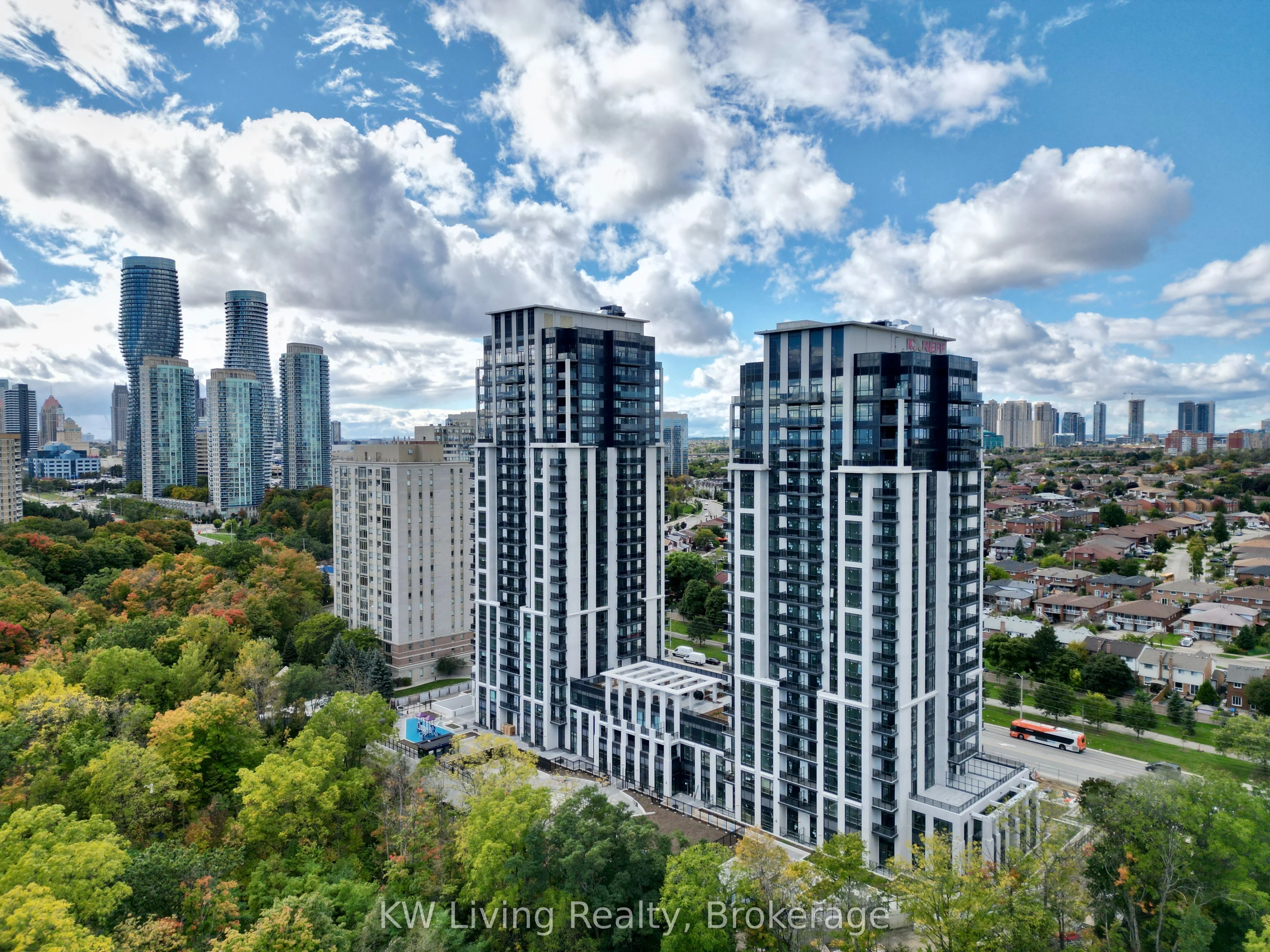 Condo Apartment in Mississauga