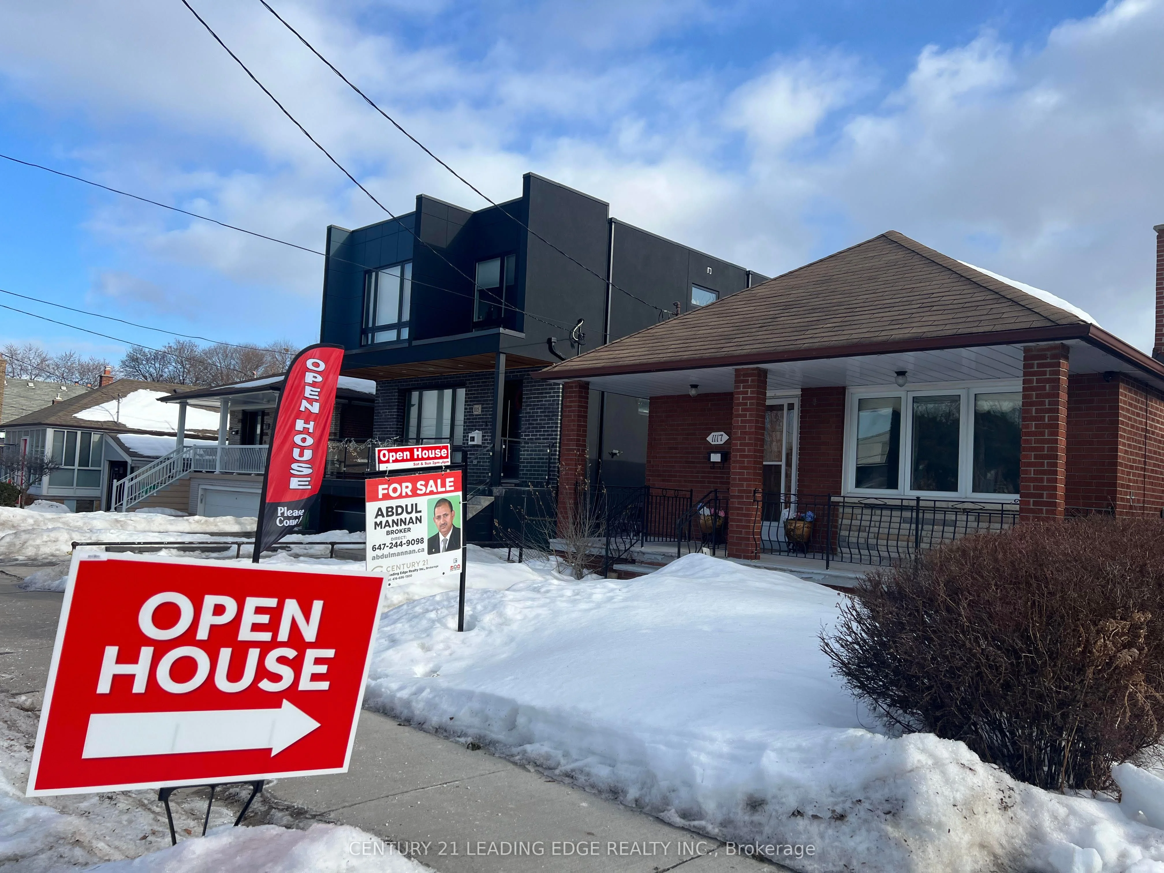 1117 Glencairn Avenue S, Toronto W04, On M6b 2b1
